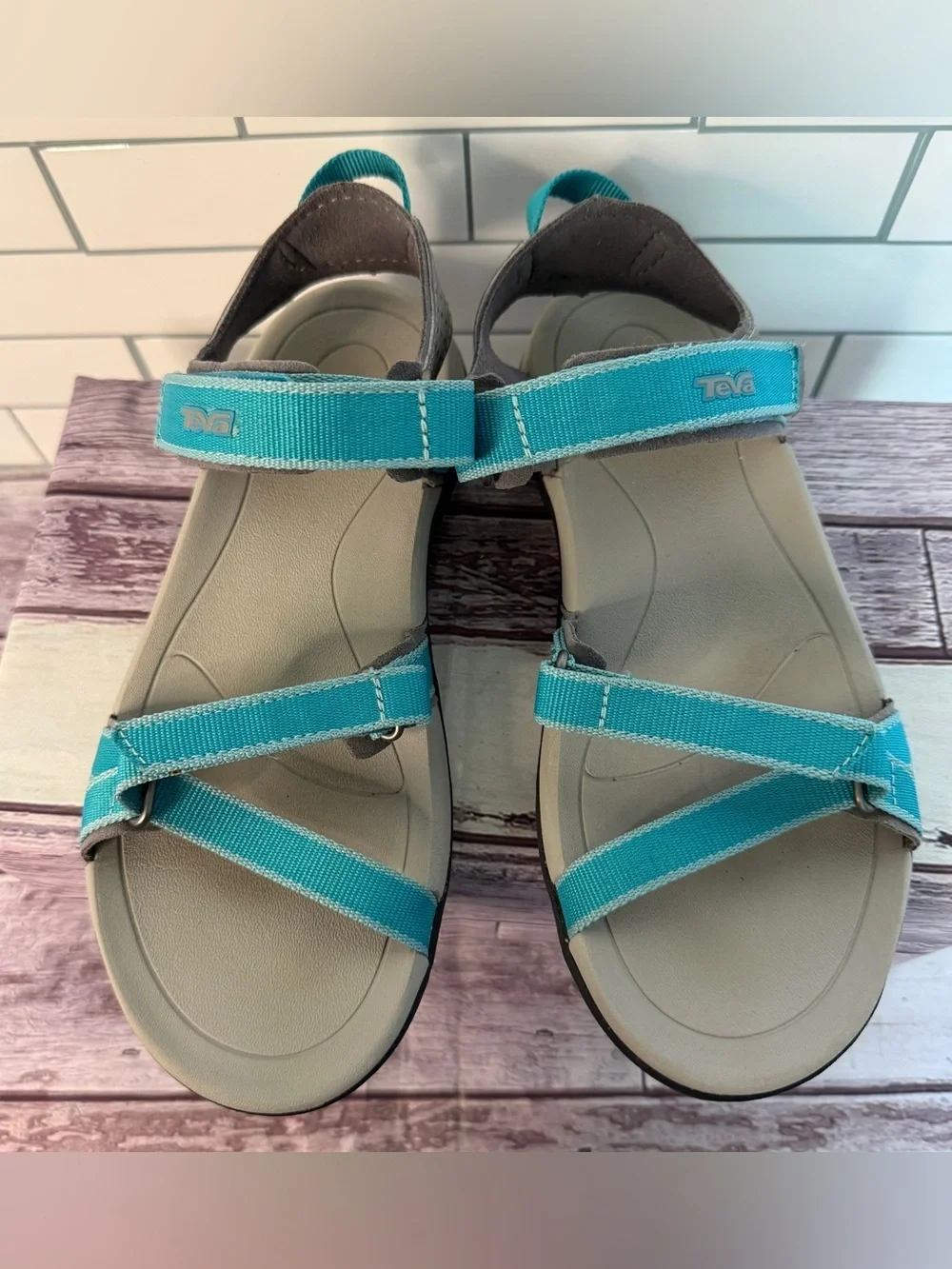 Teva 🩴 Women's Teal Verra Sandal size 5